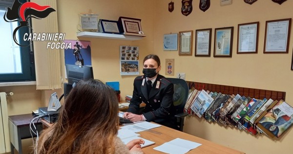 Pretende i soldi per la droga e minaccia di morte la madre, arrestato dai carabinieri di Cerignola