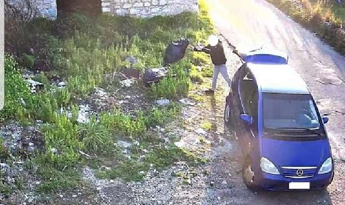 In arrivo le fototrappole a Foggia, gli sporcaccioni e gli incivili hanno le ore contate