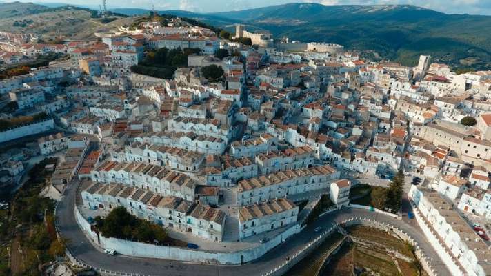 Monte Sant'Angelo: silenzio tombaledi Palazzo di città, della maggioranza e della comunità