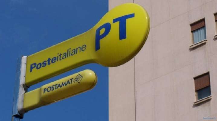 Cerignola, rapina a portavalori davanti alle poste: banda porta via soldi e armi