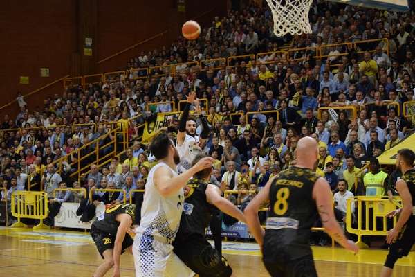 Pallacanestro, domenica si ritorna in campo con l'Allianz Cestistica San Severo e l'Assigeco Piacenza