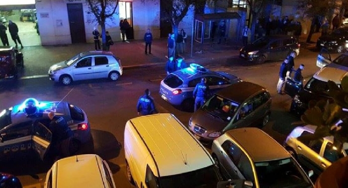 Guidava senza patente e assicurazione, 19enne foggiano arrestato dopo inseguimento in città 