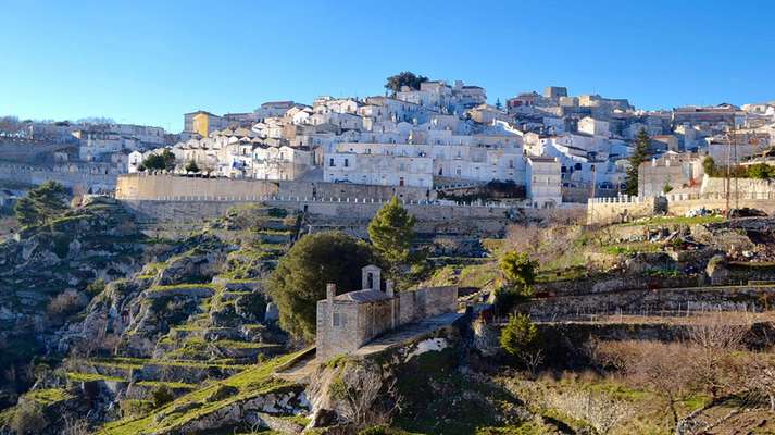 Monte Sant'Angelo, approvato un grande piano per il rilancio commerciale e turistico del centro storico
