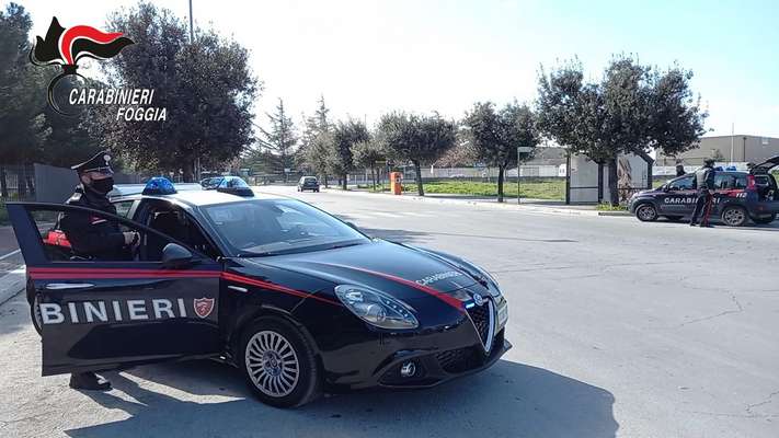 Cerignola, due persone fermate per ricettazione: uno è stato arrestato