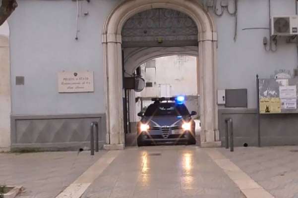 Tentato omicidio in provincia di Milano, tre uomini arrestati mentre erano in vacanza a Lesina