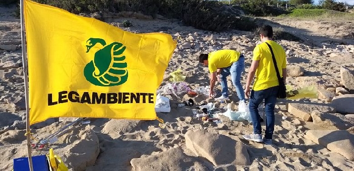 Beach Litter 2020, Legambiente presenta l'annuale indagine sui rifiuti spiaggiati