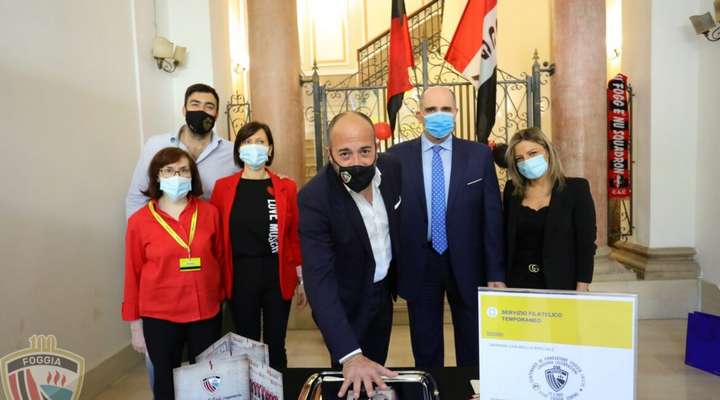 Calcio Foggia 1920, presentato il Folder del Centenario firmato dalle Poste Italiane