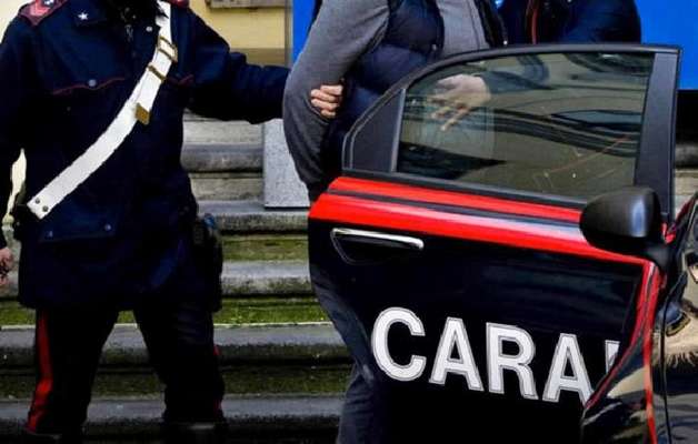 Vieste, rapina a mano armata in un negozio del centro storico. Arrestato