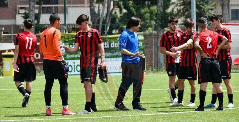 Calcio Foggia 1920 Under 17, che rimonta di orgoglio contro il Bari