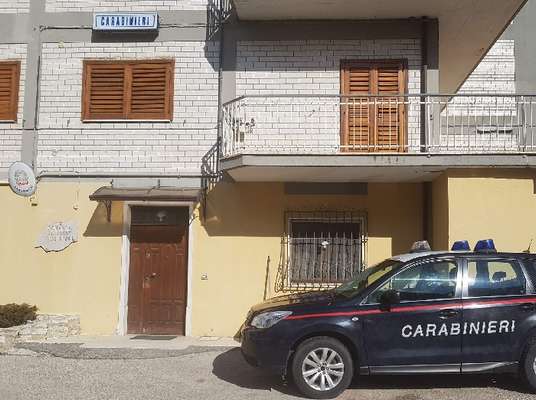 Furto in un'abitazione a Lacedonia, i carabinieri arrestano tre cerignolani "in trasferta"