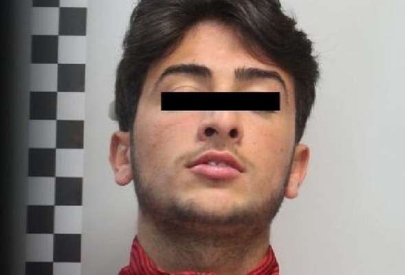 Foggia, oltre 100 grammi di cocaina in casa: arrestato nipote del boss della batteria Moretti-Pellegrino-Lanza