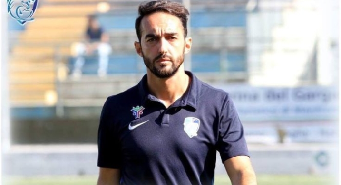Manfredonia Calcio 1932, esonerato mister Luigi Agnelli