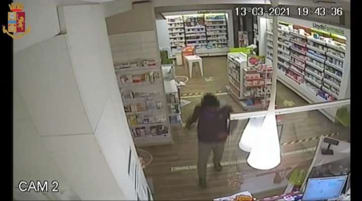 Ha rapinato due farmacie a Bologna, arrestato uomo originario di Foggia