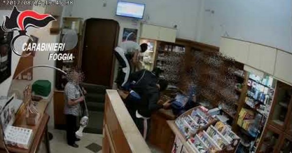San Severo, rapina alla Tabaccheria Giancola: forze dell'ordine sul posto