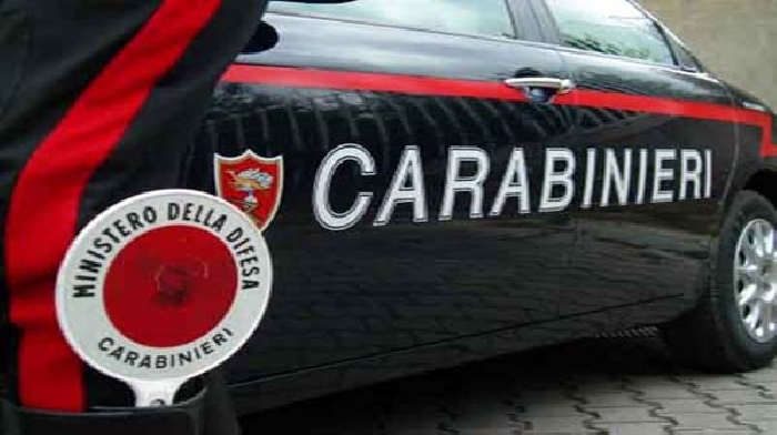 Pietramontecorvino, aggredisce i genitori e maltratta la compagna. In manette 47enne