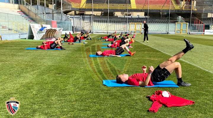 Calcio Foggia 1920, l'ultimo allenamento della settimana a ranghi ridotti