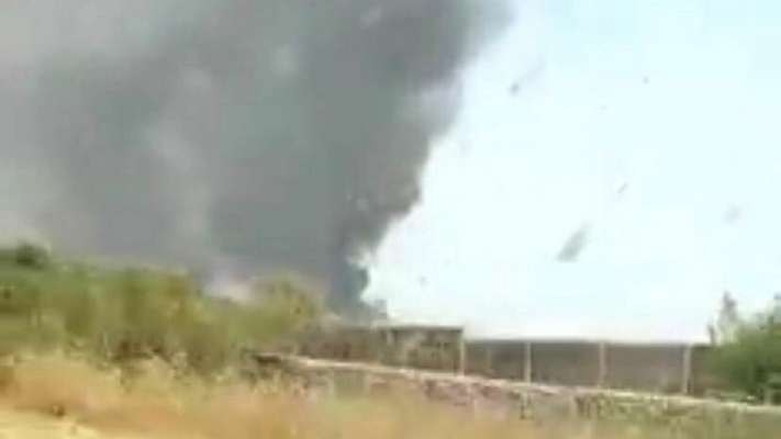 Incendio all'ex Enichem, Manfredonia Nuova alle autorità: Sia fatta luce su quanto accaduto