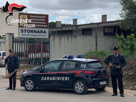 Esce a prendersi una birra ma è ai domiciliari, arrestato
