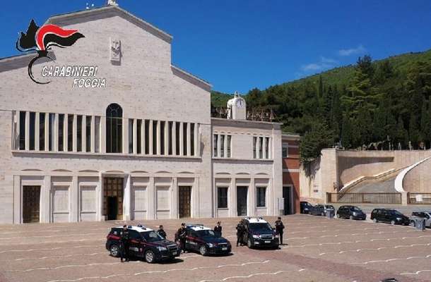 Rubano le offerte dal Santuario di San Giovanni Rotondo, coppia di Altamura in manette