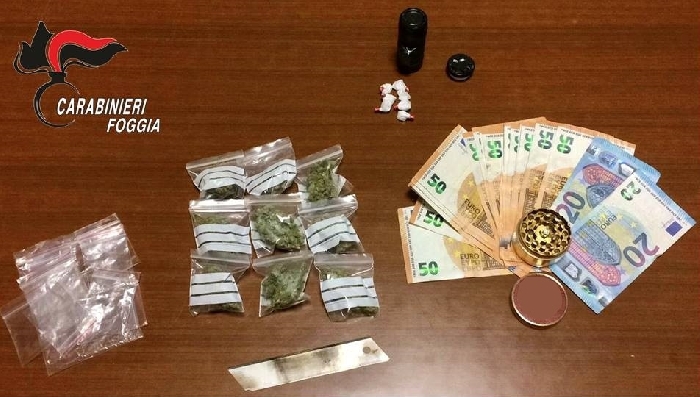 Cerignola, fermato per un sorpasso azzardato viene trovato in possesso di cocaina e marijuana: arrestato