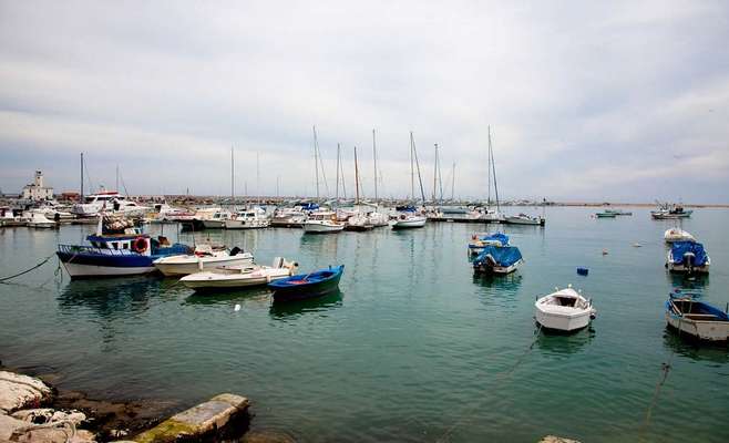 Consumi, Coldiretti Puglia: arriva fermo pesca per marinerie da Manfredonia a Bari