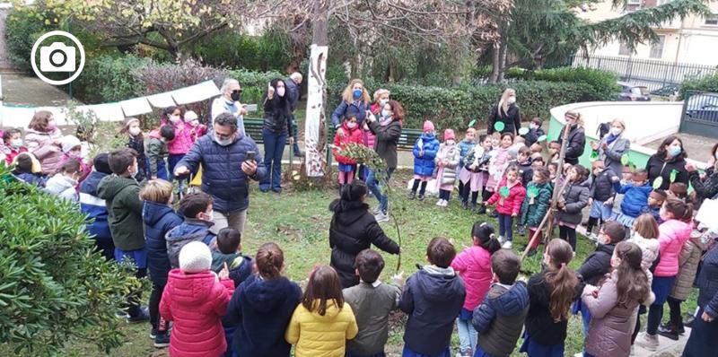 Festa dell’Albero, piantati 100 alberi a Foggia con la partecipazione di 1000 alunni