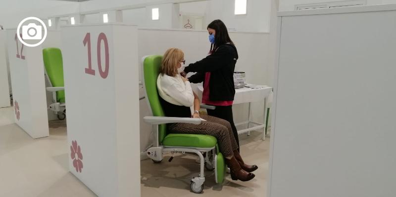 Vaccinazioni anti-Covid, da domani in Puglia terza dose dopo cinque mesi