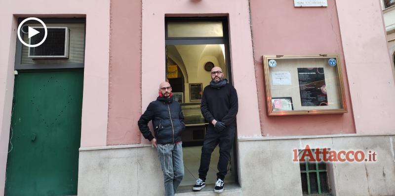 Non c’è un punto di raccolta di olio esausto alimentare. “Non siamo un centro di smaltimento”