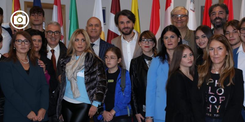 Studenti di Cerignola a Bruxelles. “La Strada” porta l’antimafia sociale al Parlamento Europeo