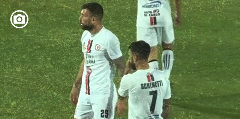 La vittoria sfuma a pochi minuti dal termine: è 1 a 1 tra Foggia e Crotone all'Ezio Scida