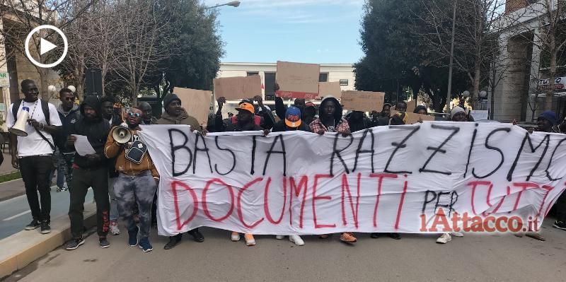 Campagne in lotta manifesta con migranti in direzione Prefettura per chiedere un nuovo incontro chiarificatore